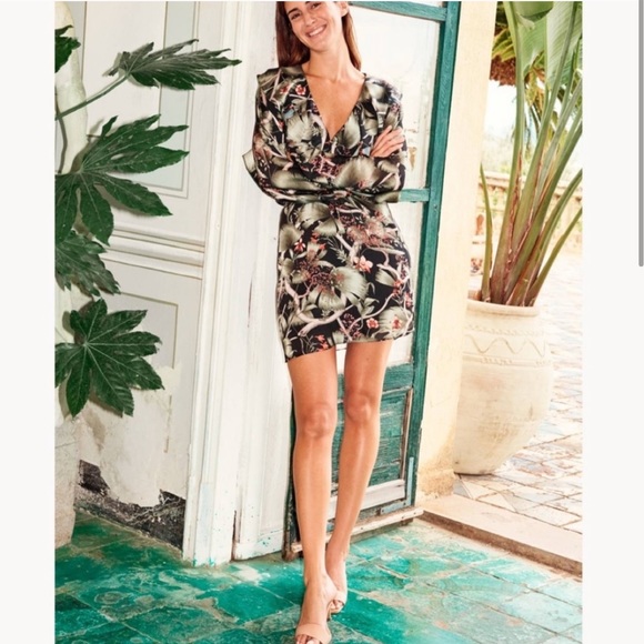 H&M Dresses & Skirts - Johanna Ortiz x H&M green floral dress